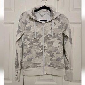 Athleta Triumph Cream/White Camo Printed Hoodie Sweatshirt Size XS